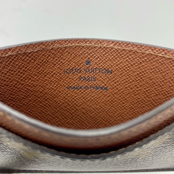 Authentic Louis Vuitton Monogram Card Holder - Picture 8 of 9